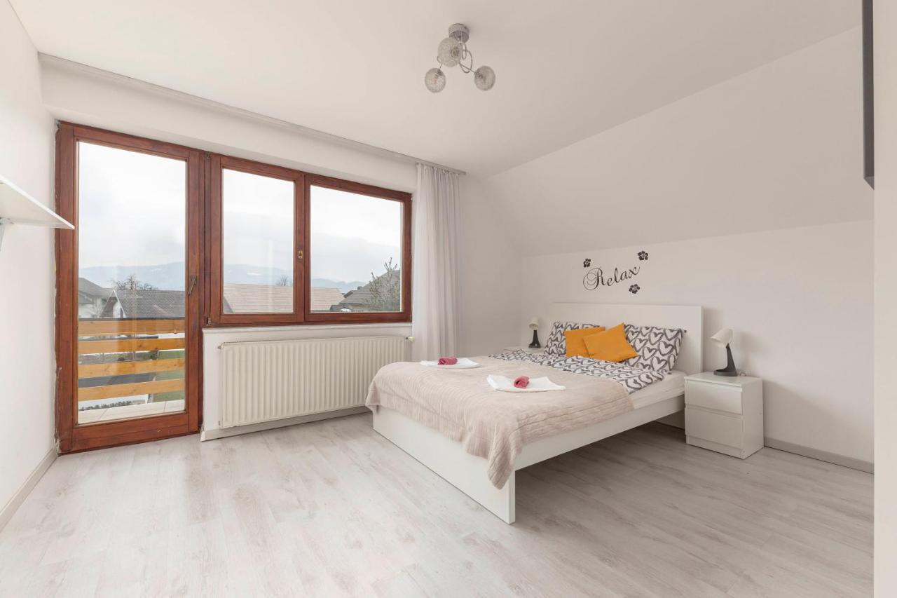Apartment Mountain Sunrise Škofja Loka Dış mekan fotoğraf